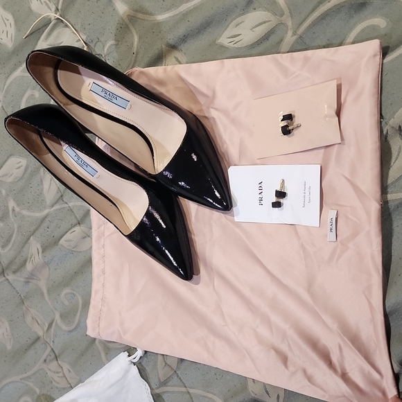 ❌SOLD❌Authentic Prada shoes size 38 - Picture 10 of 10